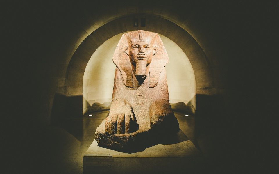 Paris: Louvre Masterpieces Private Tour with Reserved Entry - What to bring (and what not to bring) so the day runs smoothly