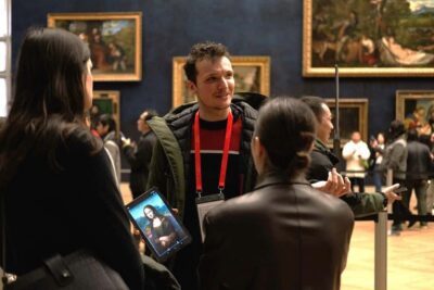 Paris: Louvre Masterpieces Tour with Pre-Reserved Tickets - Meeting at Café Le Nemours: the easiest Paris rendezvous