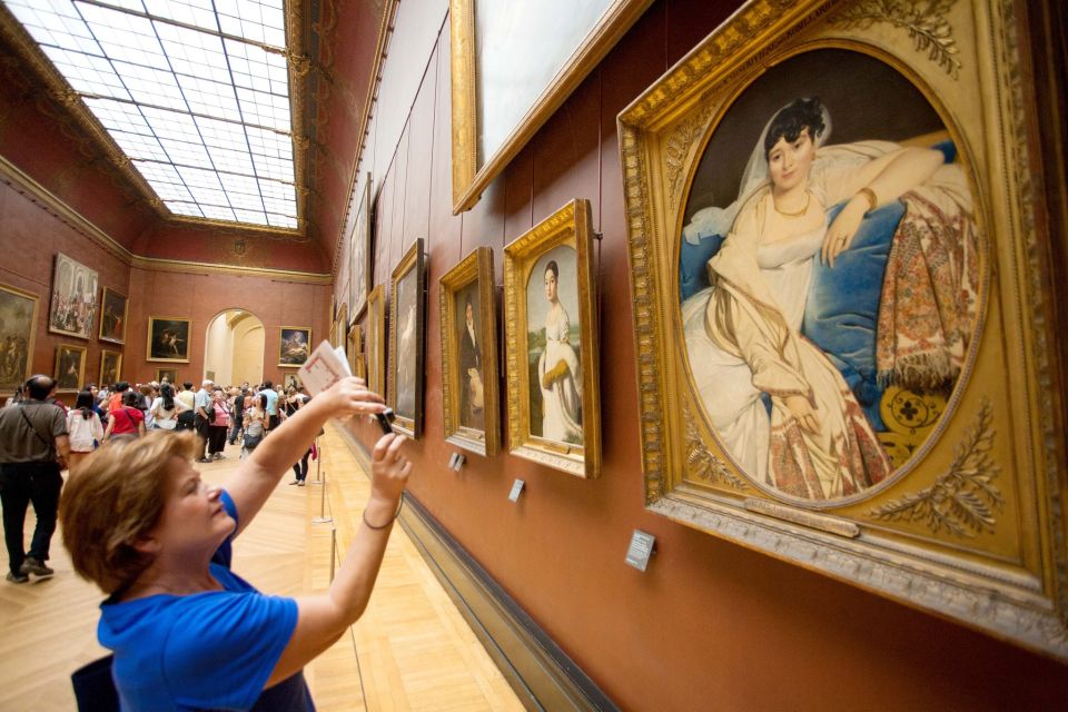 Paris: Louvre Museum Guided Tour - Pyramid, Fortress Walls, and the Museum’s Two-World Feel