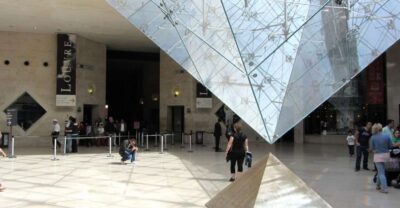 Paris: Louvre Museum Skip-The-Line Tour - Price and Logistics: What You’re Paying For (and What You’re Not)