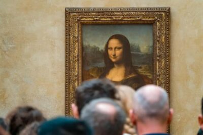 Paris: Louvre Museum Timed Entry Ticket & Pop Culture Tour - Meeting Point at the Louvre Pyramid: Finding 8 Pl. du Carrousel
