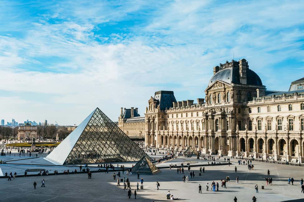 Paris: Louvre Museum Tour Mona Lisa & Iconic Masterpieces - Enter Through the Pyramid With a Pre-Reserved Ticket