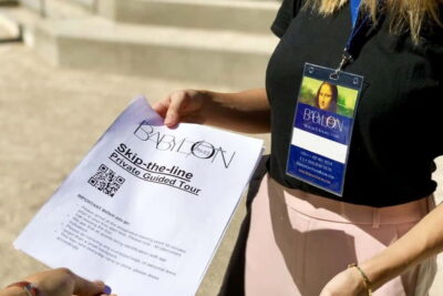 Paris: Louvre Must-See Tour with Reserved Entry Ticket - Meeting point reality: starting near Rue de Rivoli and getting oriented