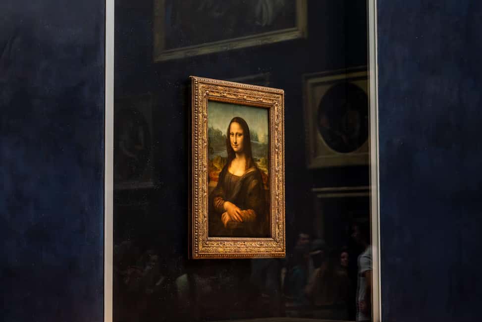 Paris: Louvre Must-See Tour with Reserved Entry Ticket - Two hours of landmark masterpieces, plus the art-logic behind them