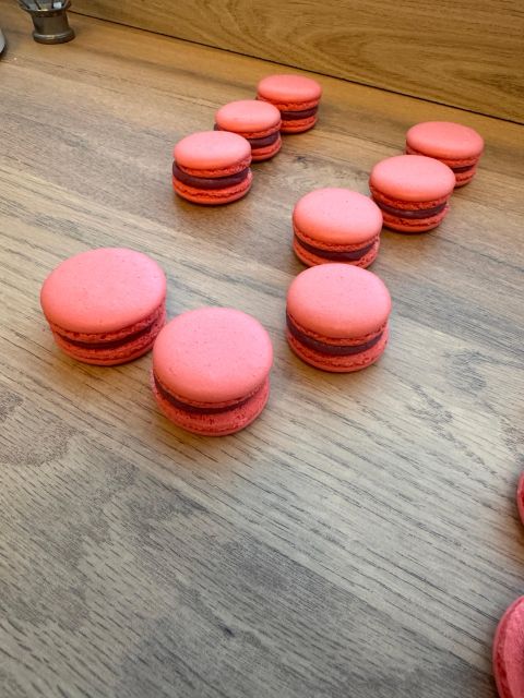Paris: Macaron Baking Class in Central Paris - Small group setup in a clean studio: how that helps your results