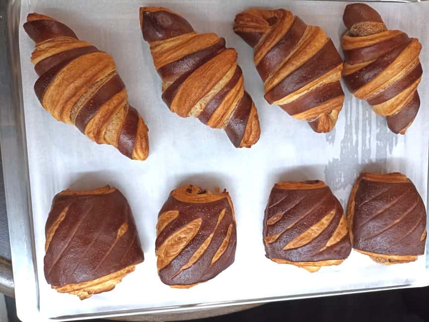 Paris: Macaron, Croissant or Pastry Class with a French Chef - French tart class details: a longer session for building confidence