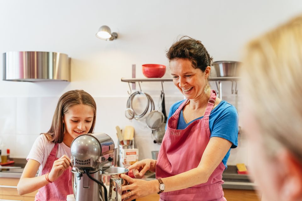 Paris: Macarons Cooking Class with Pâtisserie Chef Noémie - Price and value: is $141 per person worth it?