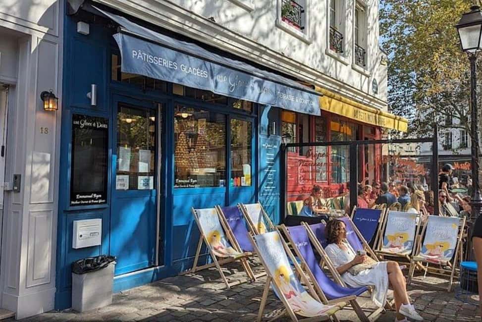 Paris: Montmartre Chocolate and Pastry Walking Tour - Montmartre views and photo stops: where the tour becomes visual