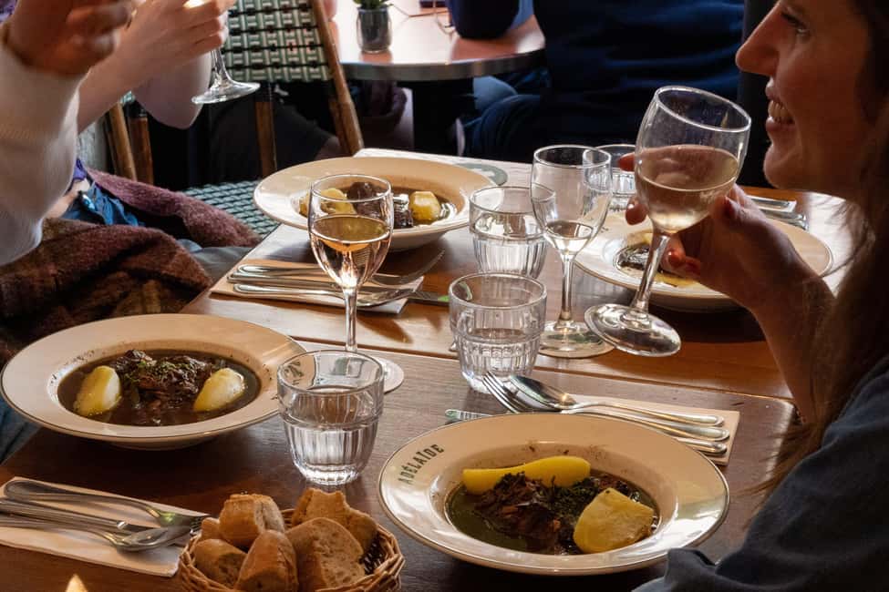 Paris: Montmartre Food Tour with Full Meal - Ending at Sacré-Cœur: Finish With Views and a Full Stomach