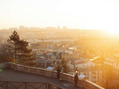 Paris: Montmartre Hidden Gems and Highlights Walking Tour - Where the Tour Starts (and How to Find Your Guide in 30 Seconds)