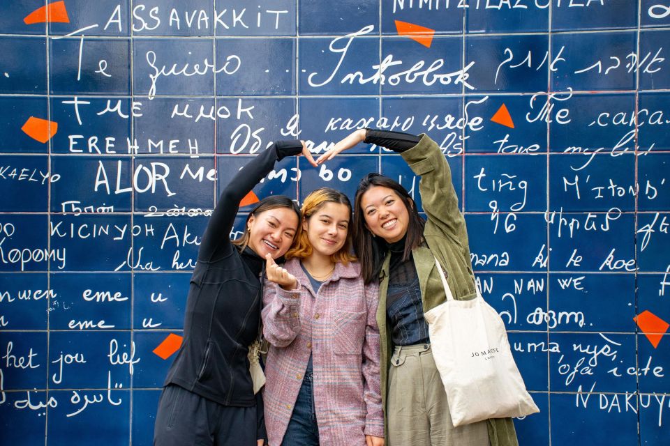 Paris Montmartre Highlights Walking Tour - Small Group - La Maison Rose: A Picture-Perfect Stop With Real Context