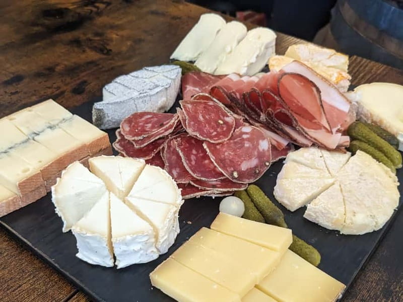 Paris: Montmartre/Pigalle Foodie Tour with Tastings - How the 3.5-hour format really works on the ground