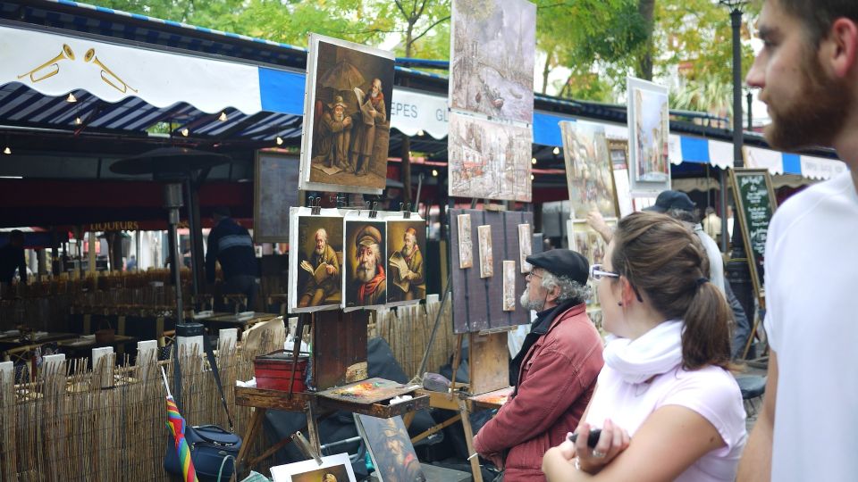 Paris: Montmartre Private Guided Tour & River Cruise Option - Wall of Love: Quick Stop, Easy Joy