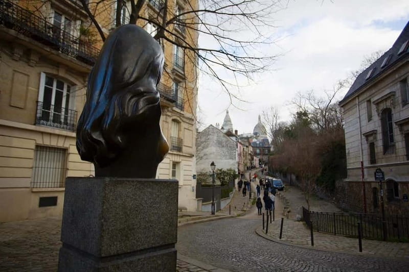 Paris: Montmartre. The old artist village+its unique charm. - Why Montmartre still feels like an artist village