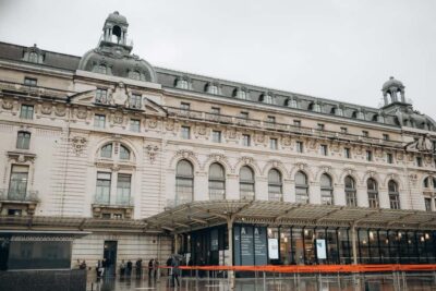 Paris: Musée d’Orsay Ticket and Guided Tour - Meeting point and arrival: make the first five minutes painless