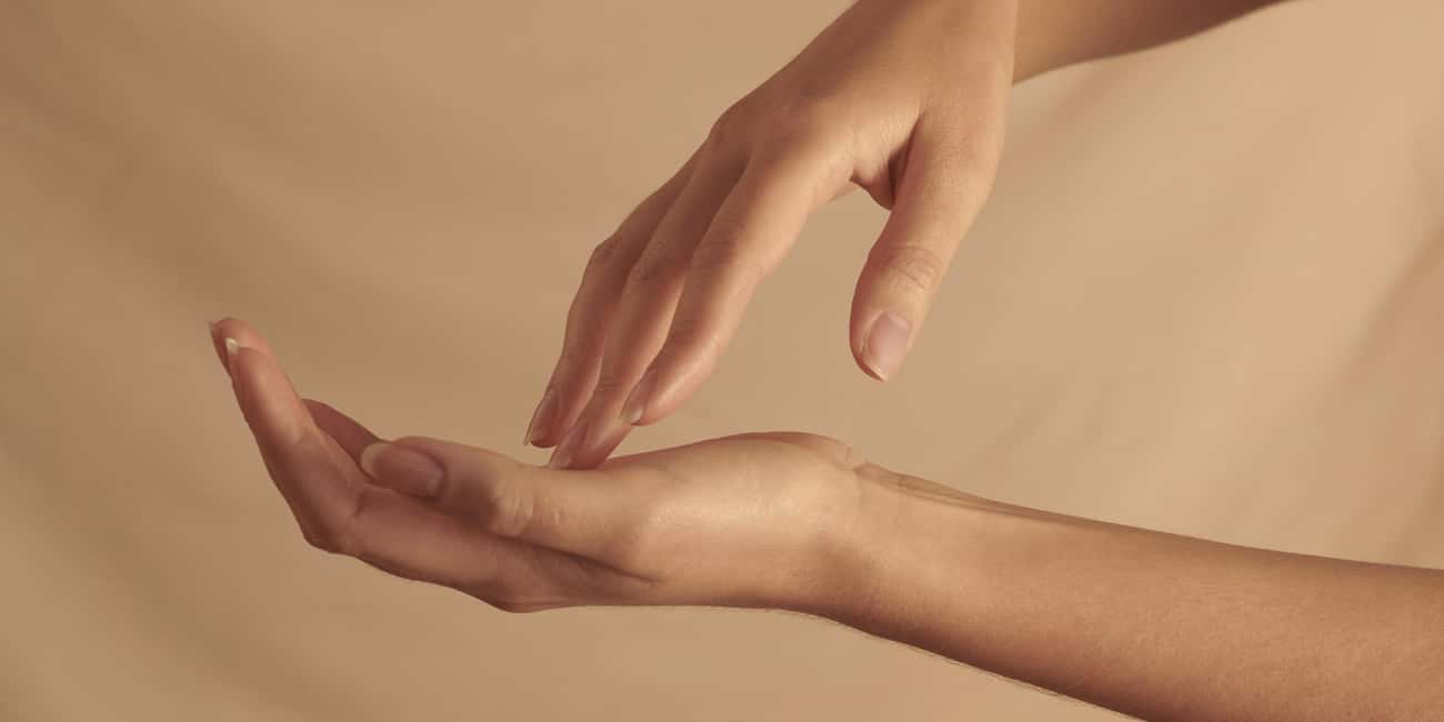 Paris: Natural Skincare Workshop About Skin Needs & Gestures - Entering Amalthea: The Marais Setting That Keeps It Practical