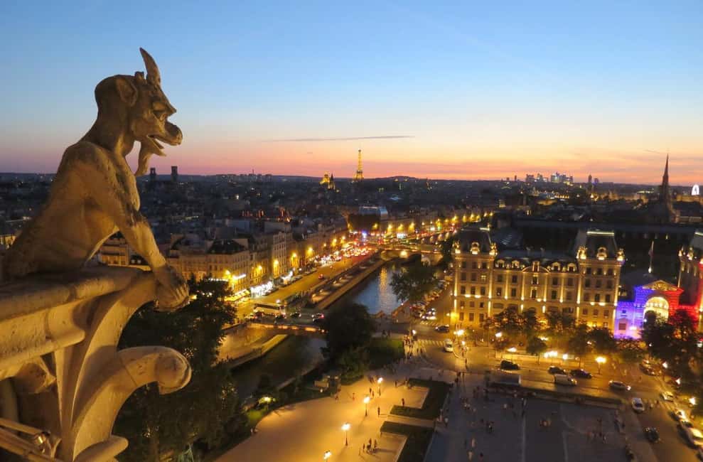 Paris: Night City Tour in a van for up to 7 people - Paris Night City Tour by Van (Up to 7): what you’re really paying for