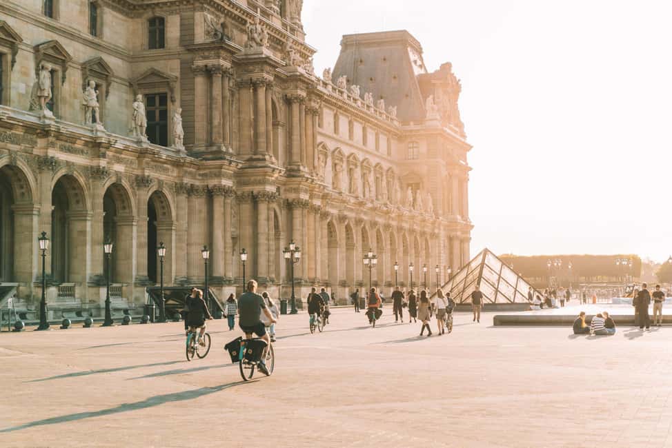 Paris: Night Small-Group Bike Tour and Boat Cruise - Key Things I’d Book This For