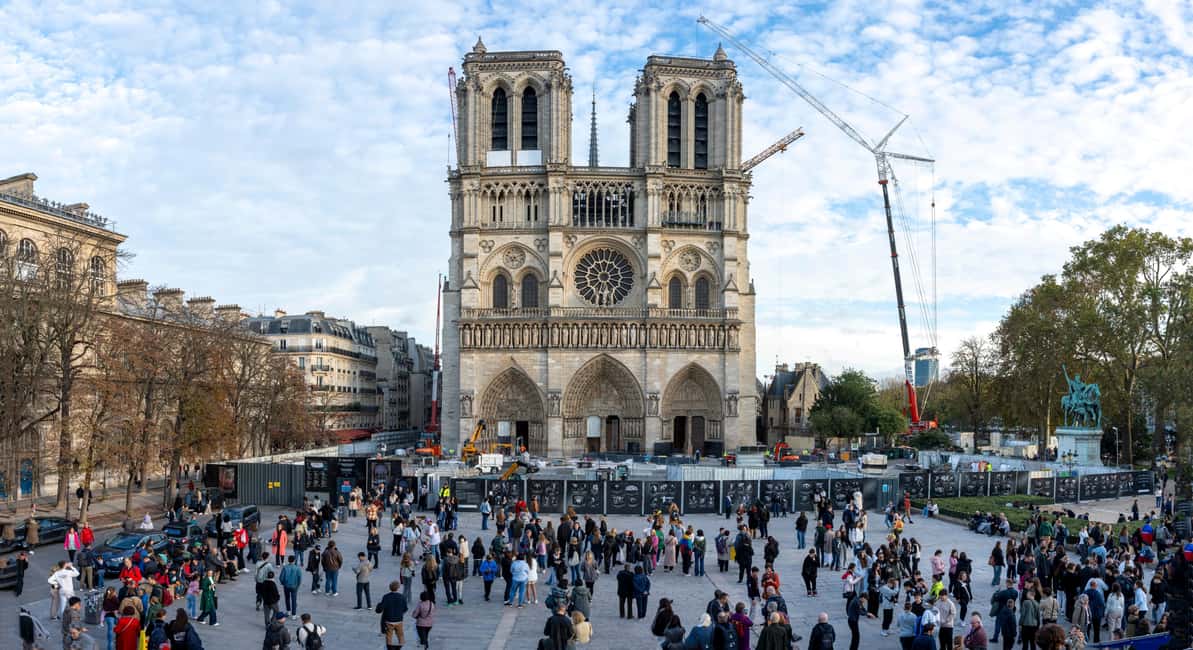 Paris: Notre Dame Cathedral Exterior Tour with Free Entry - Victor Hugo’s role: why a novel mattered for preservation