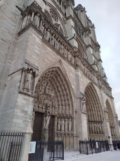 Paris: Notre Dame Cathedral Guided Tour of the Neighborhood - Key highlights at a glance