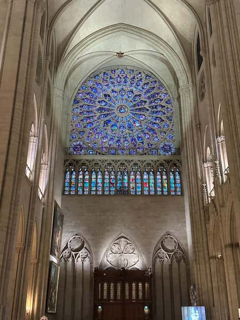 Paris: Notre Dame Cathedral Guided Tour of the Neighborhood - Exterior Photo Stops and the Facade You Can Actually Read