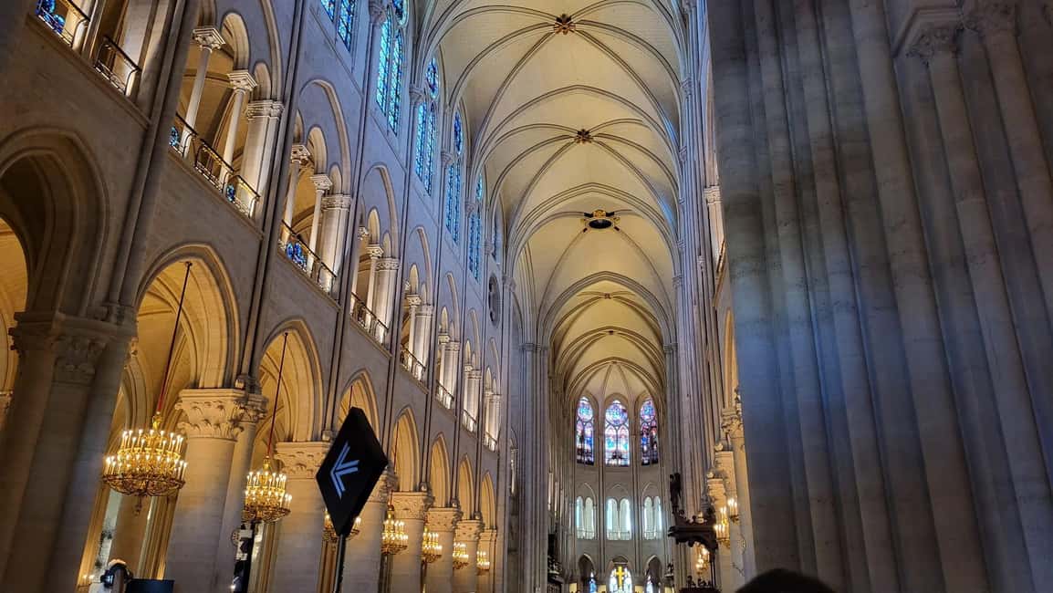 Paris: Notre Dame Exterior, Latin Quarter Tour and Pantheon - The short, smart route from Cité to the Pantheon