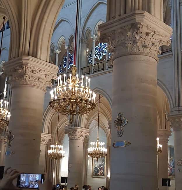 Paris: Notre Dame Exterior, Latin Quarter Tour and Pantheon - Place Saint-Michel and the Saint Michel Quarter fountain moment