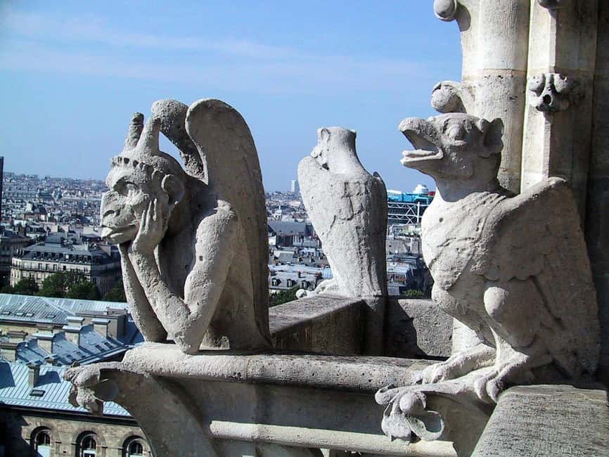 Paris: Notre Dame Walking Tour - Meeting at Henry IV on Pont Neuf: start this one calmly