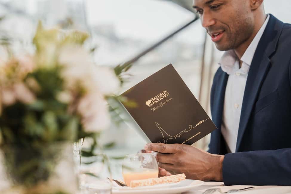 Paris : NYE Special Diner Cruise on the Seine River - Getting On Board Near Pont de l’Alma (And Why It Matters)