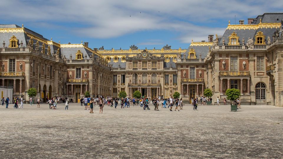 Paris: Palace of Versailles Ticket with Private Transfer - Versailles Gardens: Where the Walking Time Becomes the Best Part