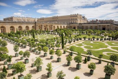 Paris: Palace of Versailles Ticket with Private Transfer - Entering The Palace: Royal Apartments, Hall of Mirrors, and the Chapel