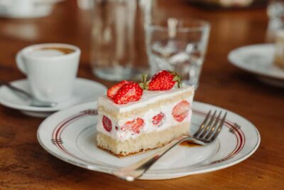 Paris: Pastry & Chocolate Walking Tour with Tastings - Meeting near Rue du Faubourg Montmartre and how the tour starts