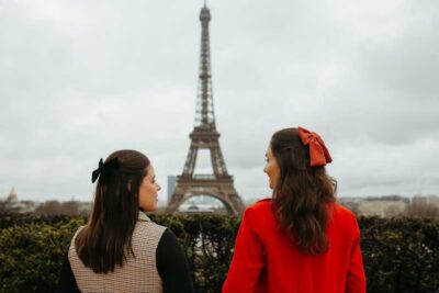 Paris: Photoshoot at the Eiffel Tower / Arc de Triomphe - Meeting at Place du Trocadéro and how the session flows