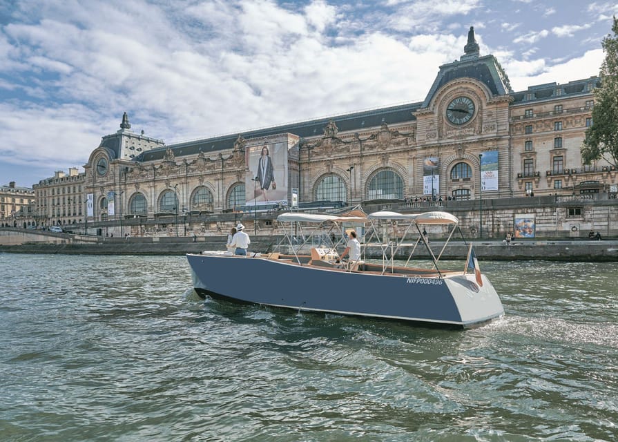 Paris : Prestige cruises on the Seine - Food and drink: Riviera FUGA chef, plus optional pairing