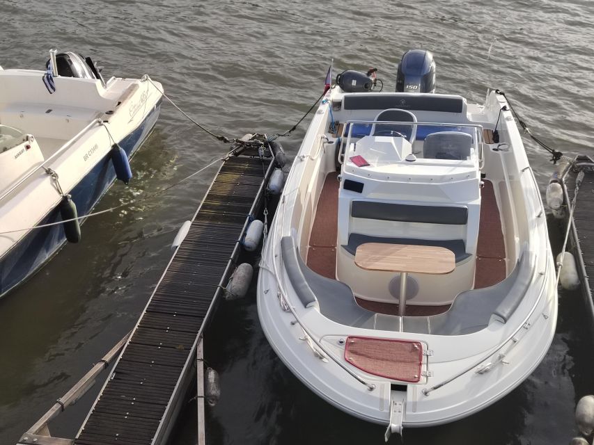 Paris: Private Boat Cruise on Seine River - Why a private Seine cruise feels like the smart Paris move