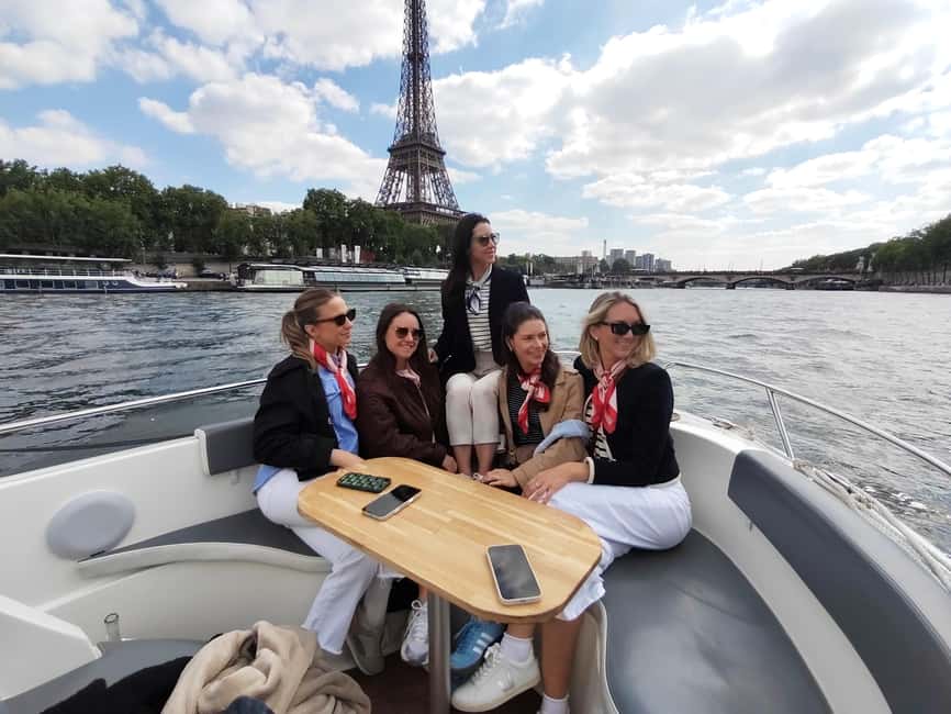 Paris: Private Boat Cruise on Seine River - The boat setup: what seating is like, and what you should bring