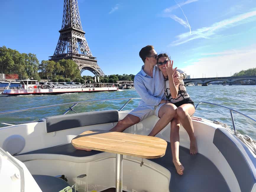 Paris Private Boat Seine River with Captain Guide - Stop-by-stop: what each sight means (and what to watch for)