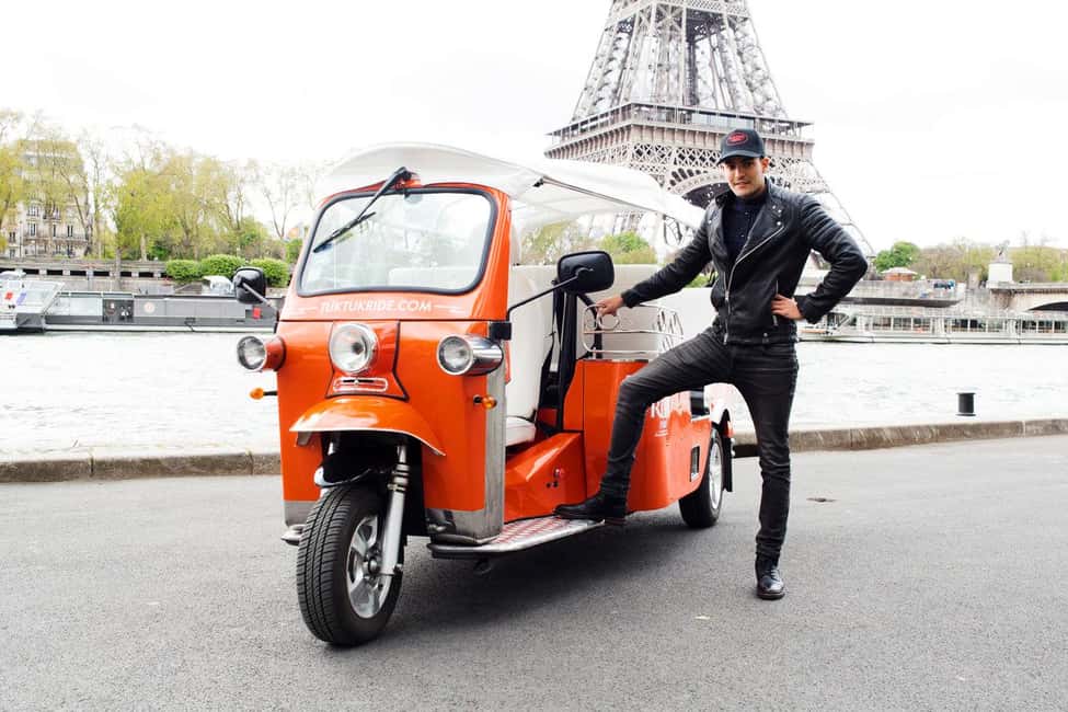 Paris: Private City Highlight Tour by Electric Tuk-Tuk - Champs-Élysées and Arc de Triomphe: big views, planned photo time