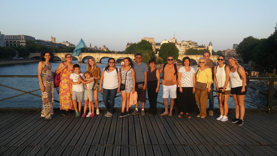 Paris: Private Customizable City Tour in Spanish - Sainte-Chapelle: the “wow” moment you can fit into a tight schedule