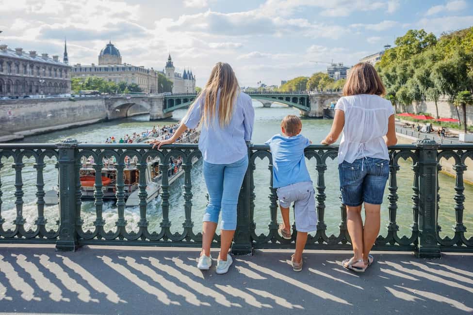 Paris: Private Family Tour, Highlights and Museum Visit - Nelson Mandela Garden and Stravinsky Fountain for play breaks