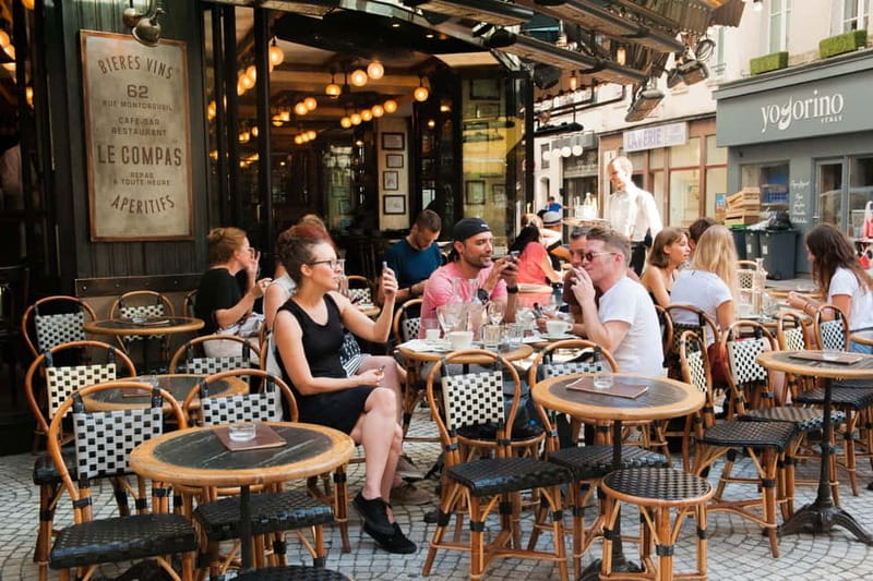 Paris: Private Full Day Tour-Louvre Sainte Chapelle Tickets - Food and Coffee Breaks: Lunch That Stops the Day From Becoming a Grind