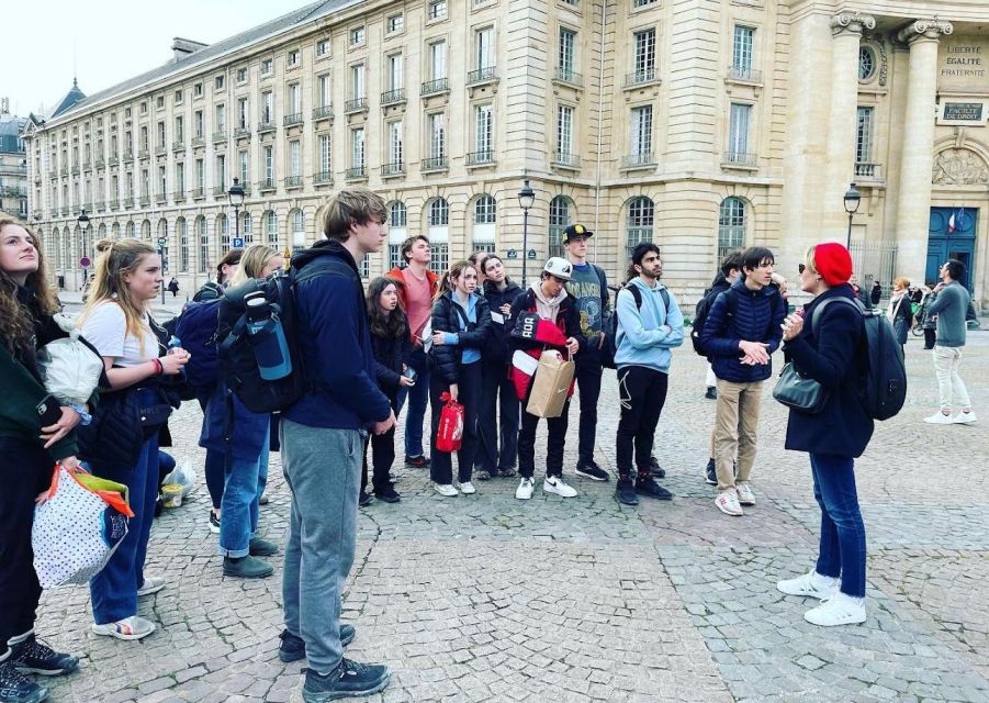 Paris: Private Half-Day Walking Tour with a Local Guide - Louvre photo stop to Latin Quarter: world-famous landmarks, smaller moments