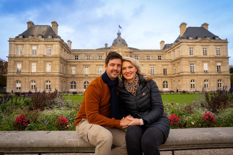 Paris: Private photo shooting at the Luxembourg Garden - Paris’ Luxembourg Garden: a stylish backdrop with real photo value