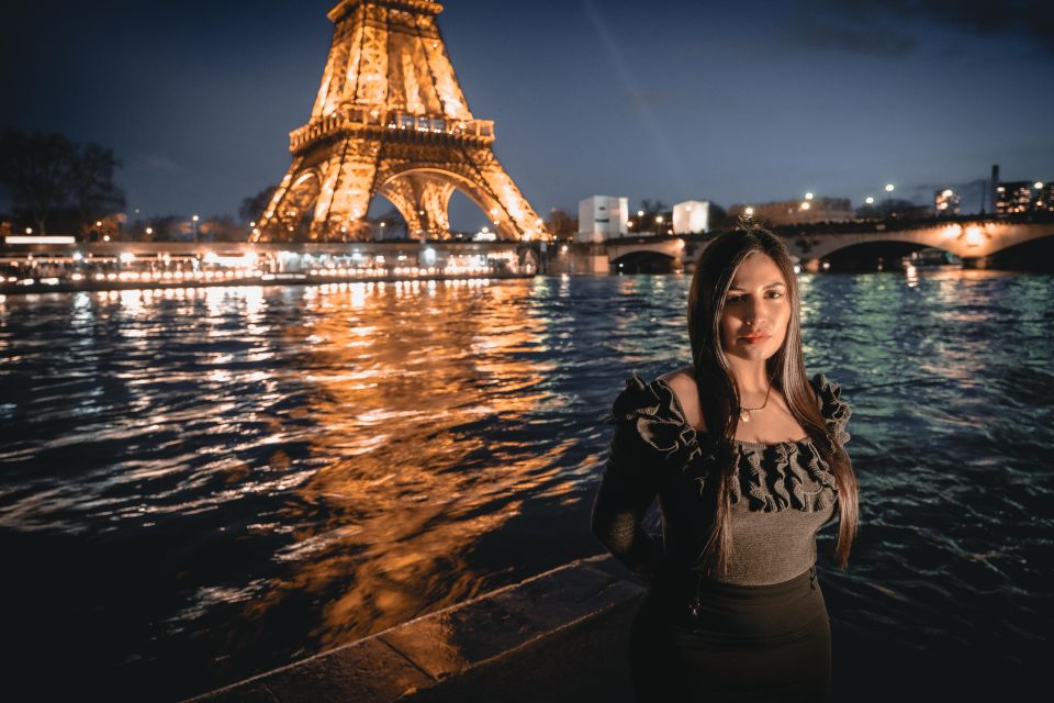 Paris: Private Photoshoot near any chosen Landmark - Price and value: Is $94 per person fair here?