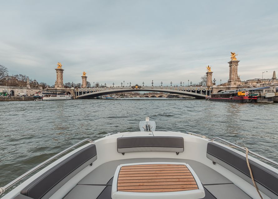 Paris: Private Seine River Cruise - The boat experience: comfortable, small-group, and photo-friendly