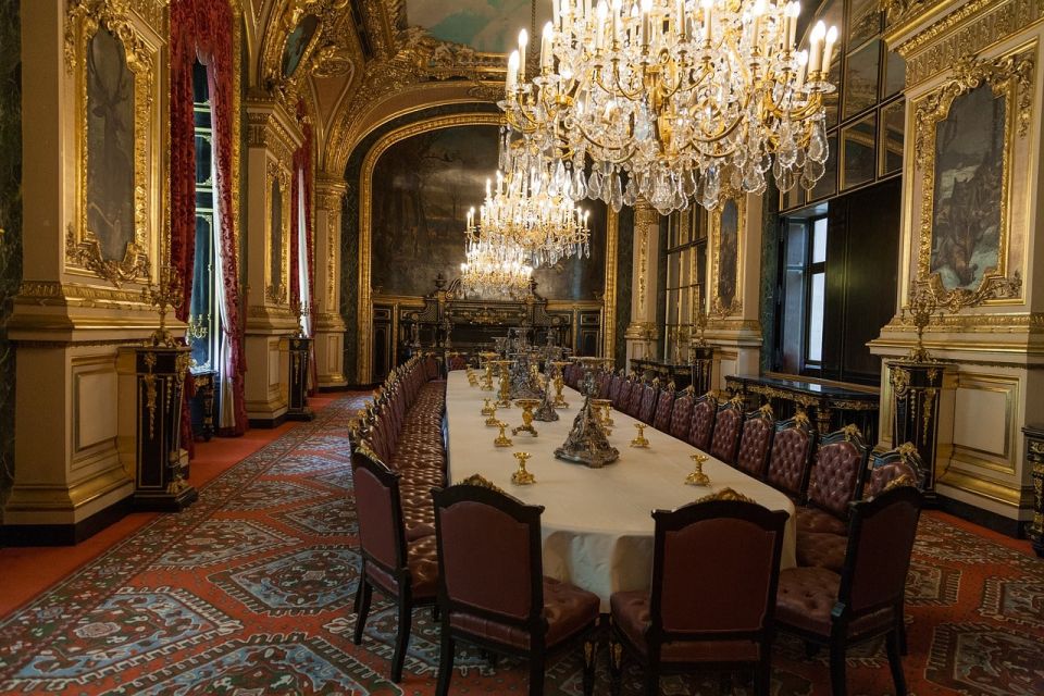 Paris: Private Skip-the-Lines Orsay and Louvre Museum Tour - The Louvre Museum: How to See the Mona Lisa Without Losing the Plot