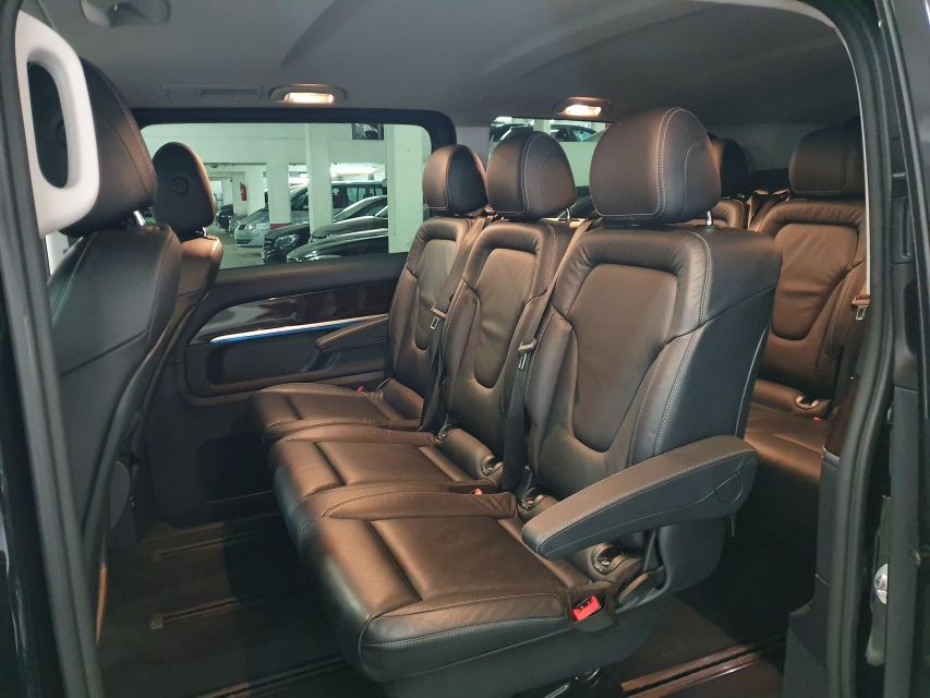 PARIS: Private transfer Château Versailles van 7 people 4H - Key things to know before you go