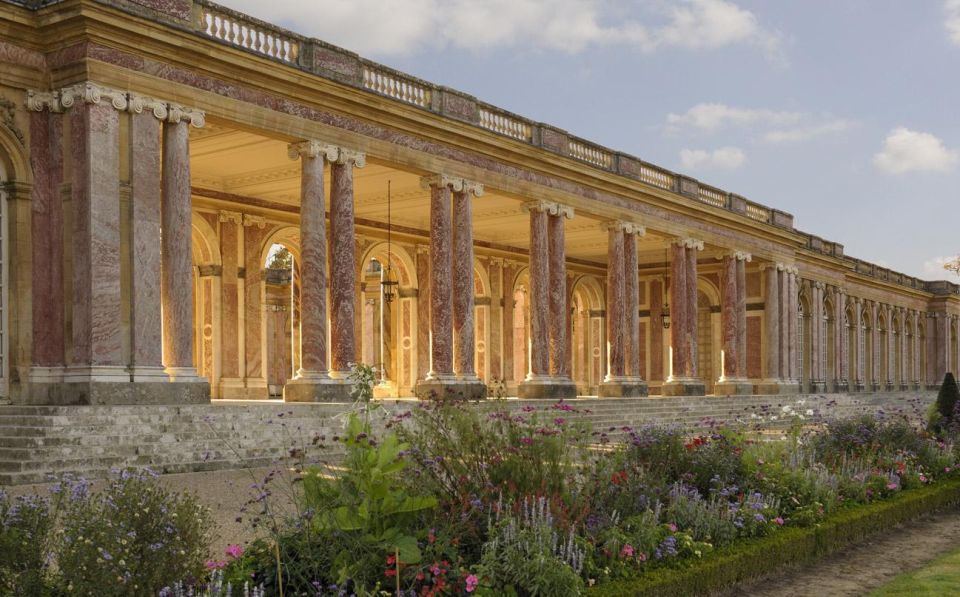 PARIS: Private transfer Château Versailles van 7 people 4H - Who should book this private Versailles transfer