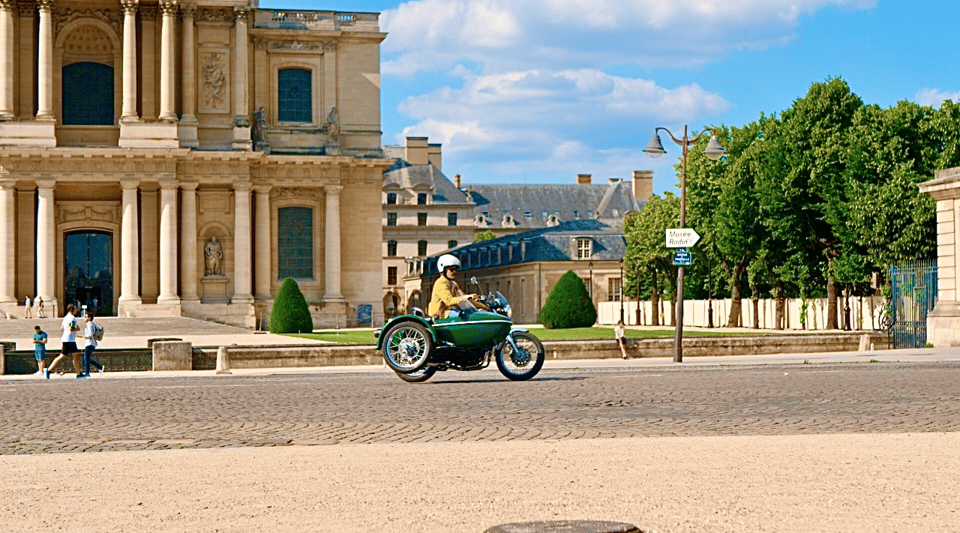 Paris: Private Vintage Sidecar Tour with Hotel Pickup - Price and value: is $305 per group up to 2 worth it?