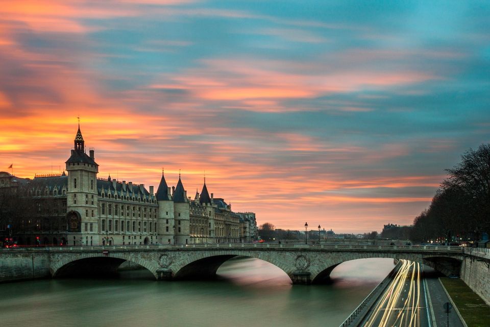 Paris: Private Walking Guided Tour of City's Highlights - Place de la Concorde: the wide-open Paris geometry
